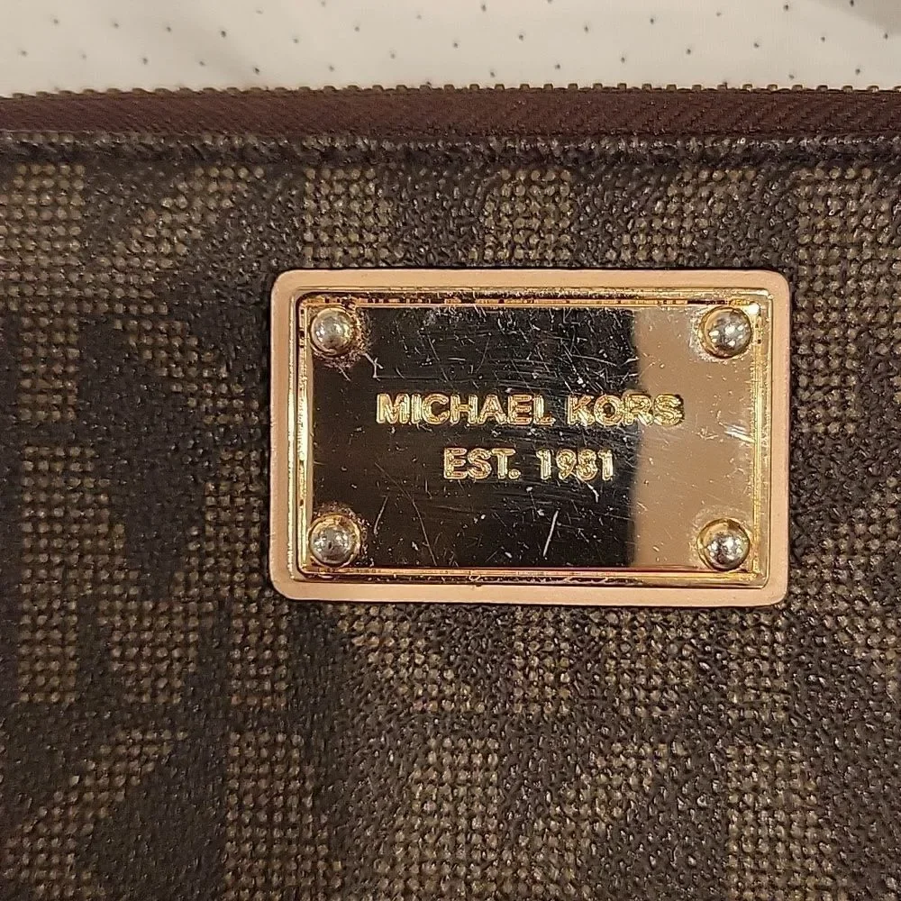 Michael Kors wallet - Picture 2 of 3